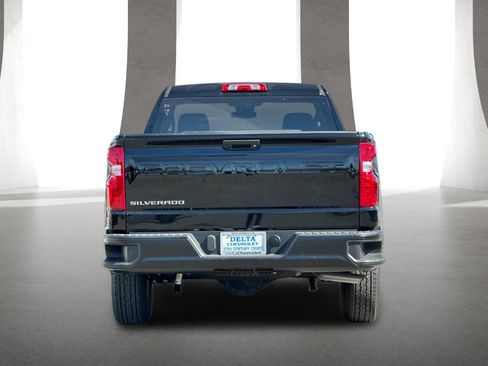 Used 2026 Chevrolet Silverado 1500 W/T AWD/4WD image 5