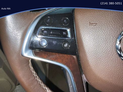 Used 2015 Cadillac SRX Luxury w/ Driver Awareness Package image 25