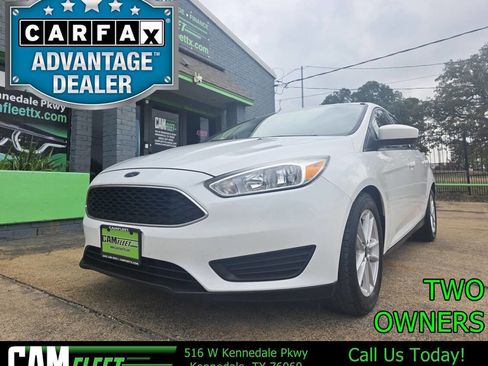 Used 2018 Ford Focus SE image 1