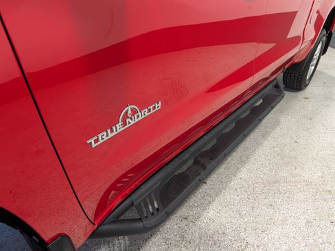 Used 2019 Chevrolet Silverado 1500 RST w/ True North Edition AWD/4WD image 9