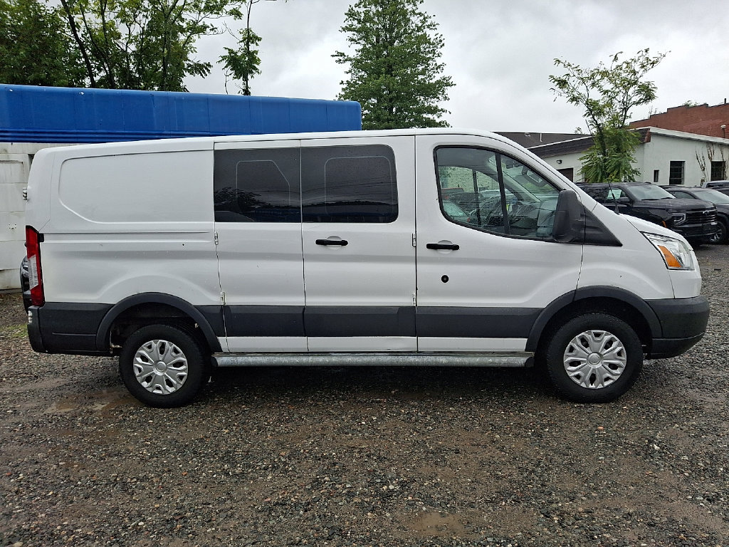 Used 2016 Ford Transit 250 130 Low Roof w/ Exterior Upgrade Package RWD image 9