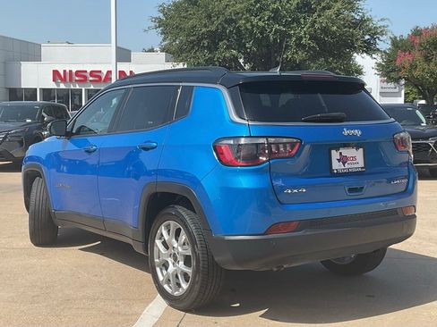 Used 2025 Jeep Compass Limited AWD/4WD image 6