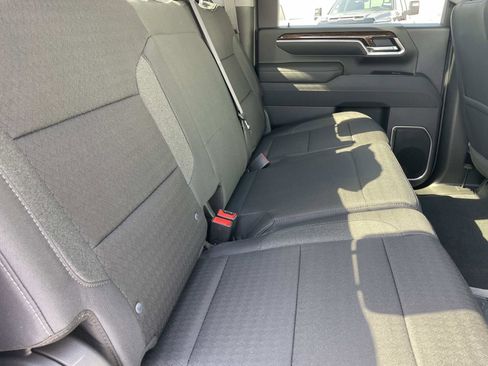 New 2026 GMC Sierra 2500 SLE w/ SLE Value Package; image 25
