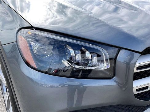 Used 2021 Mercedes-Benz GLS 450 4MATIC image 33