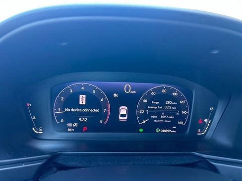Used 2024 Honda Accord EX image 11