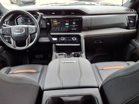 Used 2024 GMC Sierra 2500 AT4 w/ AT4 Premium Plus Package image 19