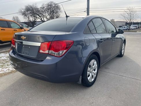Used 2014 Chevrolet Cruze LS image 7