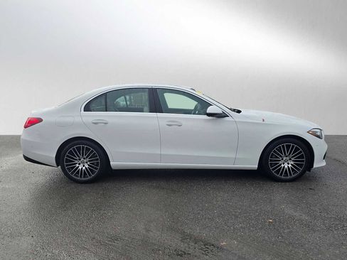 Used 2025 Mercedes-Benz C 300 Sedan image 3