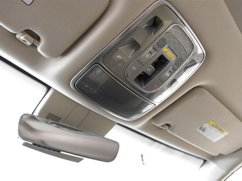 Used 2022 Genesis GV80 3.5T w/ Advanced Package 06 image 31