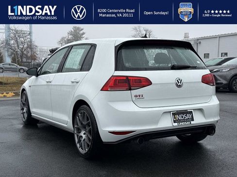 Used 2017 Volkswagen GTI SE image 4