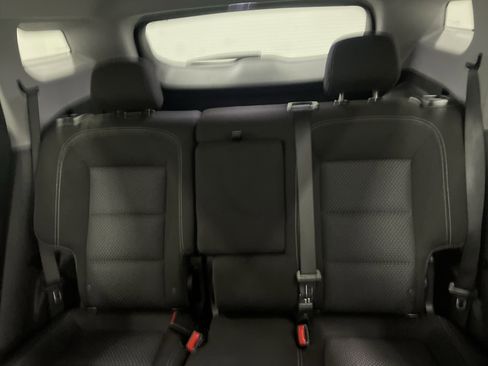 Used 2024 GMC Terrain SLE FWD image 11