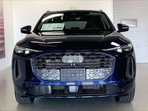 New 2025 Audi Q5 Premium Plus image 6