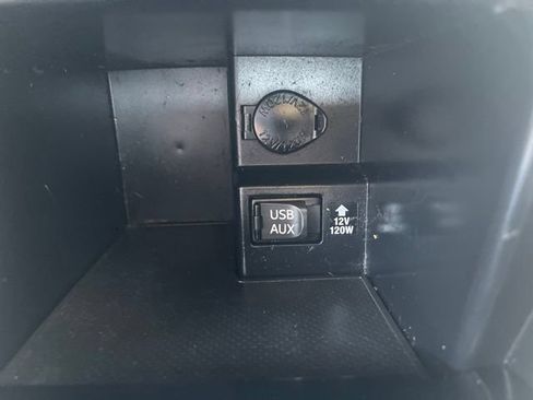 Used 2014 Toyota Camry LE w/ Protection Package FWD image 15