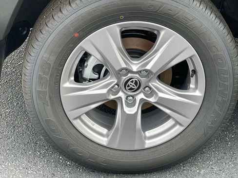 New 2025 Toyota RAV4 XLE image 14