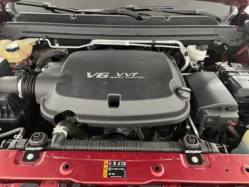 Used 2018 Chevrolet Colorado LT RWD image 22