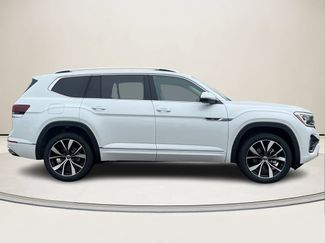New 2026 Volkswagen Atlas SEL Premium R-Line AWD/4WD video 2