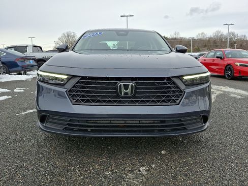 Used 2023 Honda Accord EX image 2