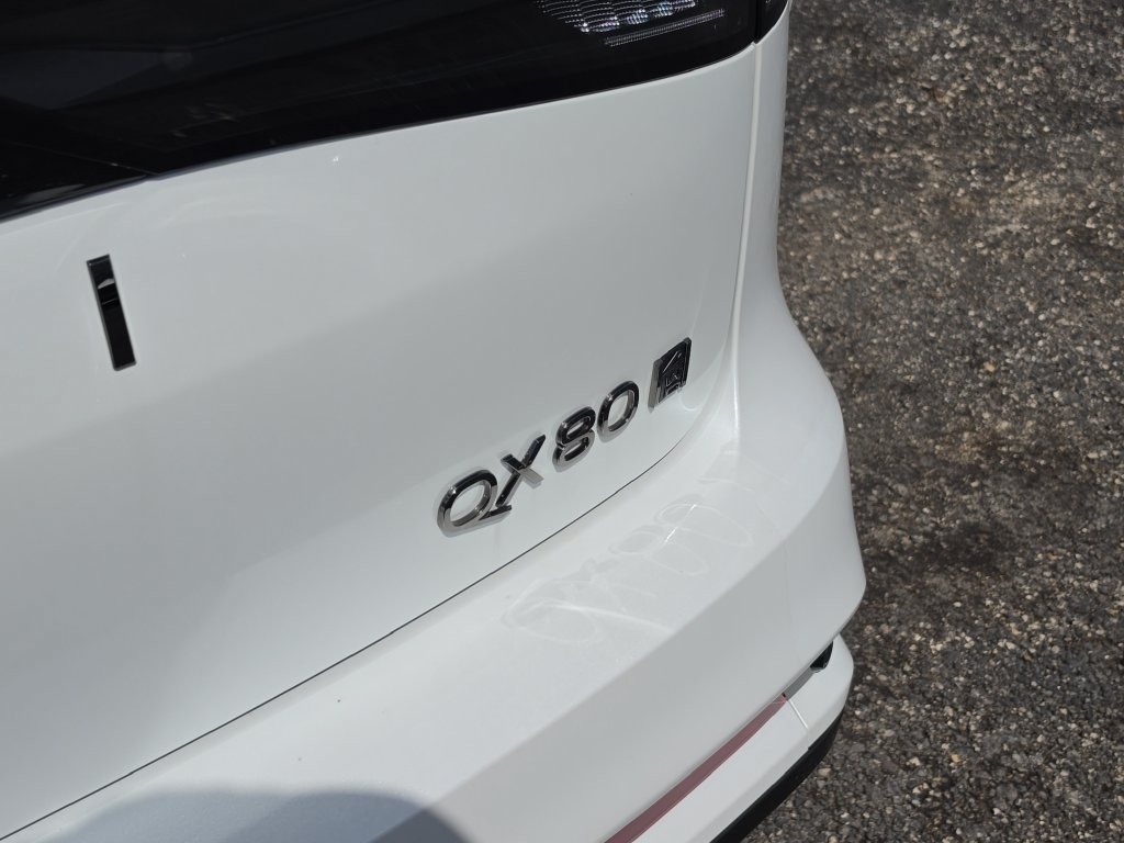 New 2027 INFINITI QX80 Autograph w/ Premium Cargo Package AWD/4WD image 5
