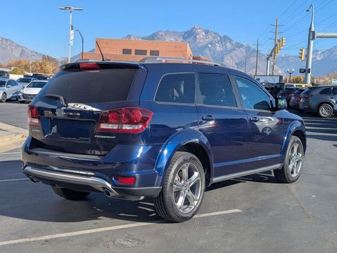 Used 2017 Dodge Journey Crossroad image 4