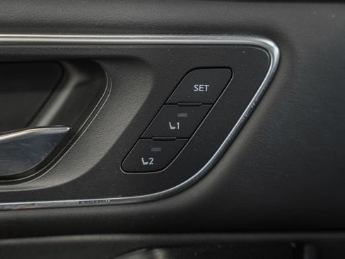Used 2023 Nissan Rogue Platinum AWD/4WD image 45