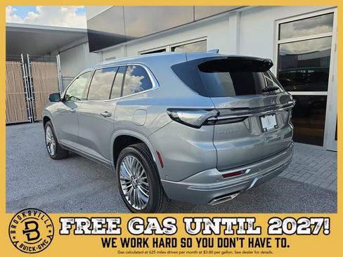 New 2027 Buick Enclave Avenir w/ LPO, Floor Liner Package FWD image 5
