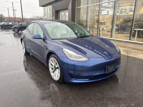 Used 2021 Tesla Model 3 Long Range image 5