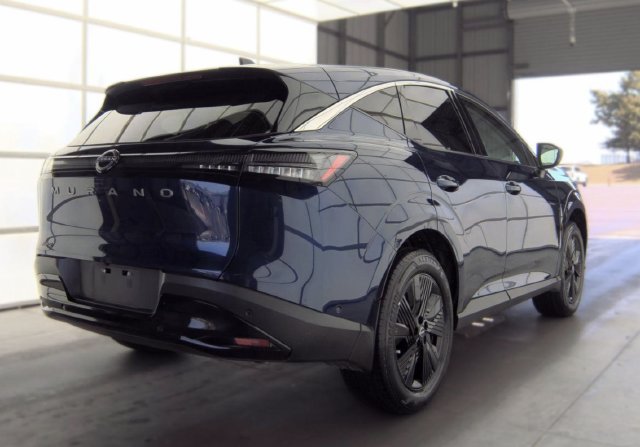 Certified 2025 Nissan Murano SV AWD/4WD image 2