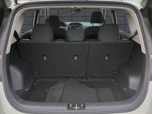 Certified 2024 Kia Soul LX w/ Option Group 015 image 13