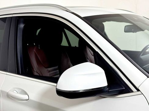 Used 2022 BMW X3 sDrive30i w/ Premium Package 2 image 31