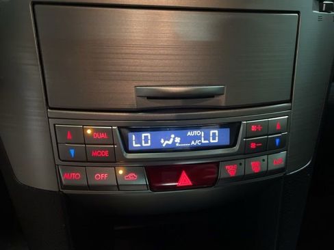 Used 2014 Subaru Legacy 2.5i Limited w/ Moonroof Package image 30