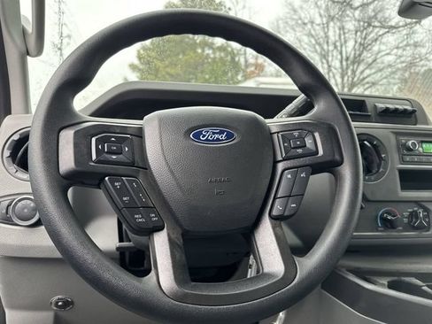 New 2025 Ford E-350 and Econoline 350 Super Duty w/ Driver's Safety Package RWD image 23