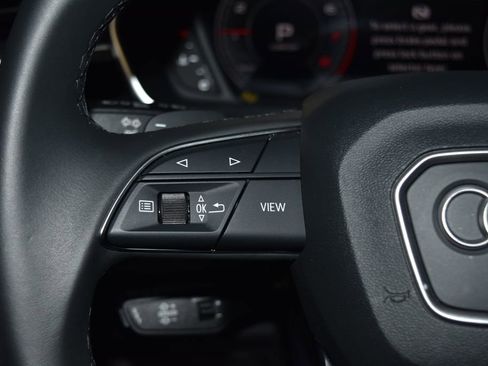 Certified 2025 Audi Q3 2.0T Premium Plus w/ Premium Plus Package image 9