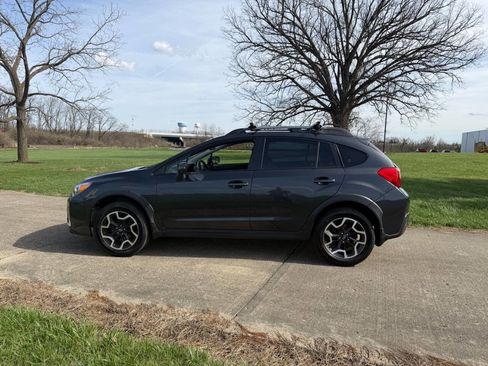 Used 2016 Subaru Crosstrek 2.0i Limited AWD/4WD image 8