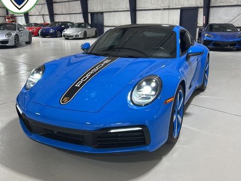 Used 2022 Porsche 911 Carrera image 1