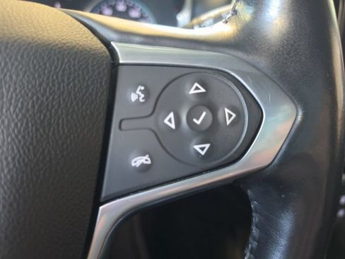 Used 2021 Chevrolet Traverse LT w/ LPO, Floor Liner Package AWD/4WD image 32