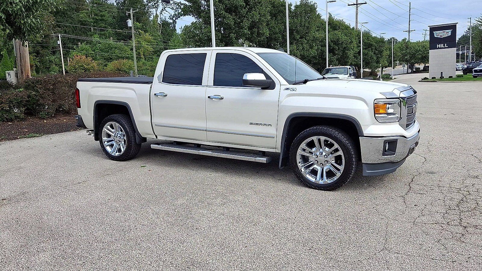 Used 2014 GMC Sierra 1500 SLT w/ Suspension Package, Off-Road AWD/4WD image 2