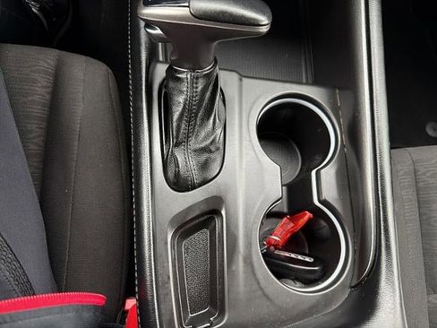 Used 2021 Dodge Durango SXT AWD/4WD image 32