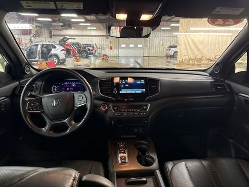 Used 2022 Honda Pilot TrailSport image 17