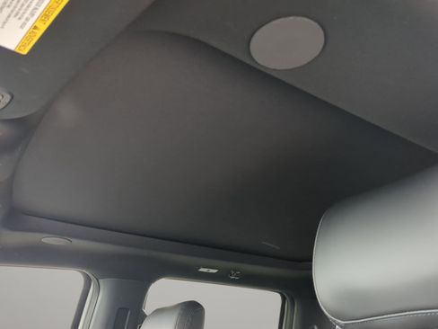 New 2026 Ford F250 Platinum w/ Tremor Off-Road Package image 53