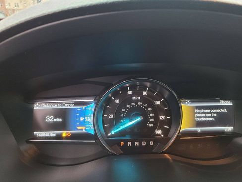 Used 2016 Ford Explorer XLT AWD/4WD image 11