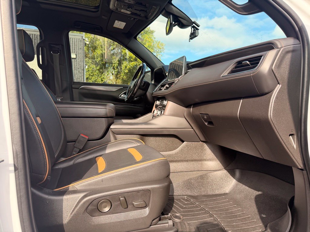 Used 2021 GMC Yukon XL AT4 w/ AT4 Premium Plus Package AWD/4WD image 35
