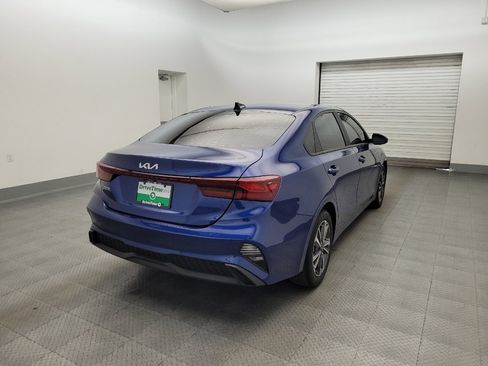 Used 2023 Kia Forte LXS FWD image 9