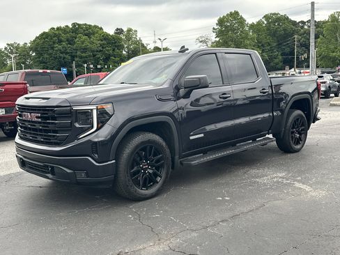 Used 2024 GMC Sierra 1500 Elevation AWD/4WD image 4