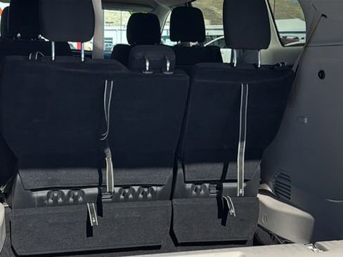 Used 2023 Chrysler Voyager LX FWD image 27