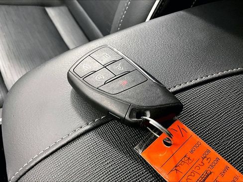 Used 2025 Buick Enclave Sport Touring FWD image 12