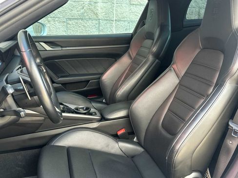 Certified 2022 Porsche 911 Targa 4S image 5