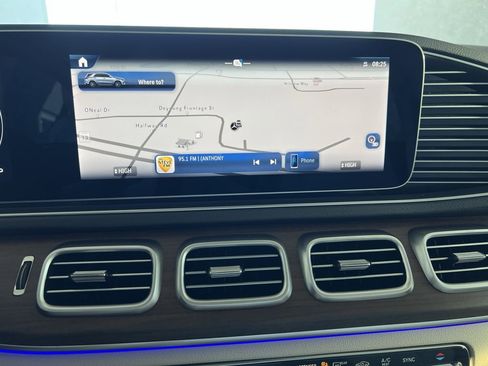 Used 2026 Mercedes-Benz GLE 450 GLE 450 4D Sport Utility image 18