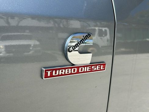 Used 2024 RAM 2500 Big Horn image 32