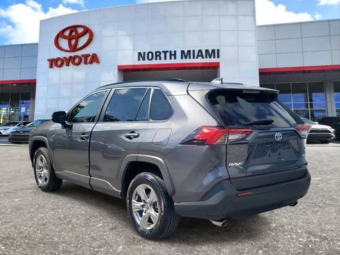Used 2025 Toyota RAV4 XLE image 3