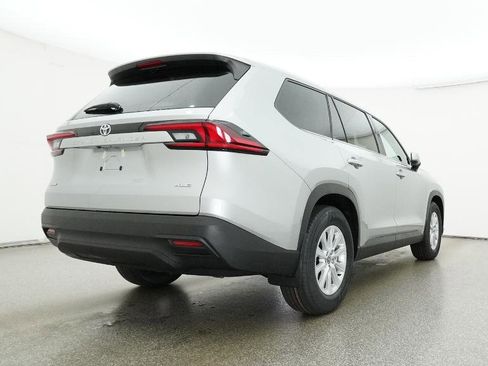 New 2026 Toyota Grand Highlander XLE image 20